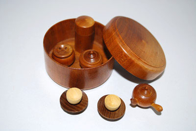 ミニチュアのお茶セット